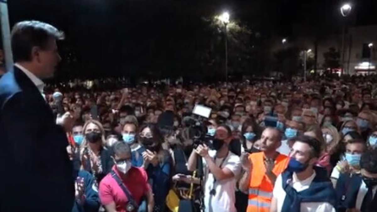 Immagine di Calcutta contro Conte (e non solo)