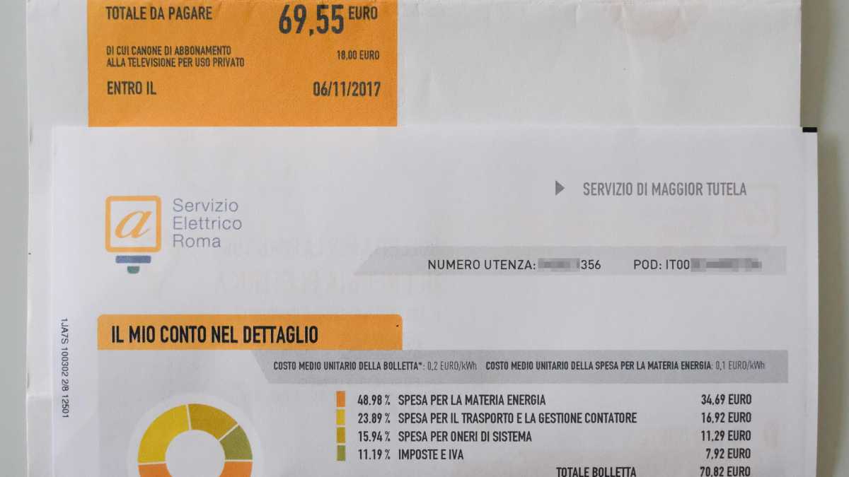 Immagine di Il 50 per cento di ciò che paghiamo in energia non riguarda l’energia. Che fare?