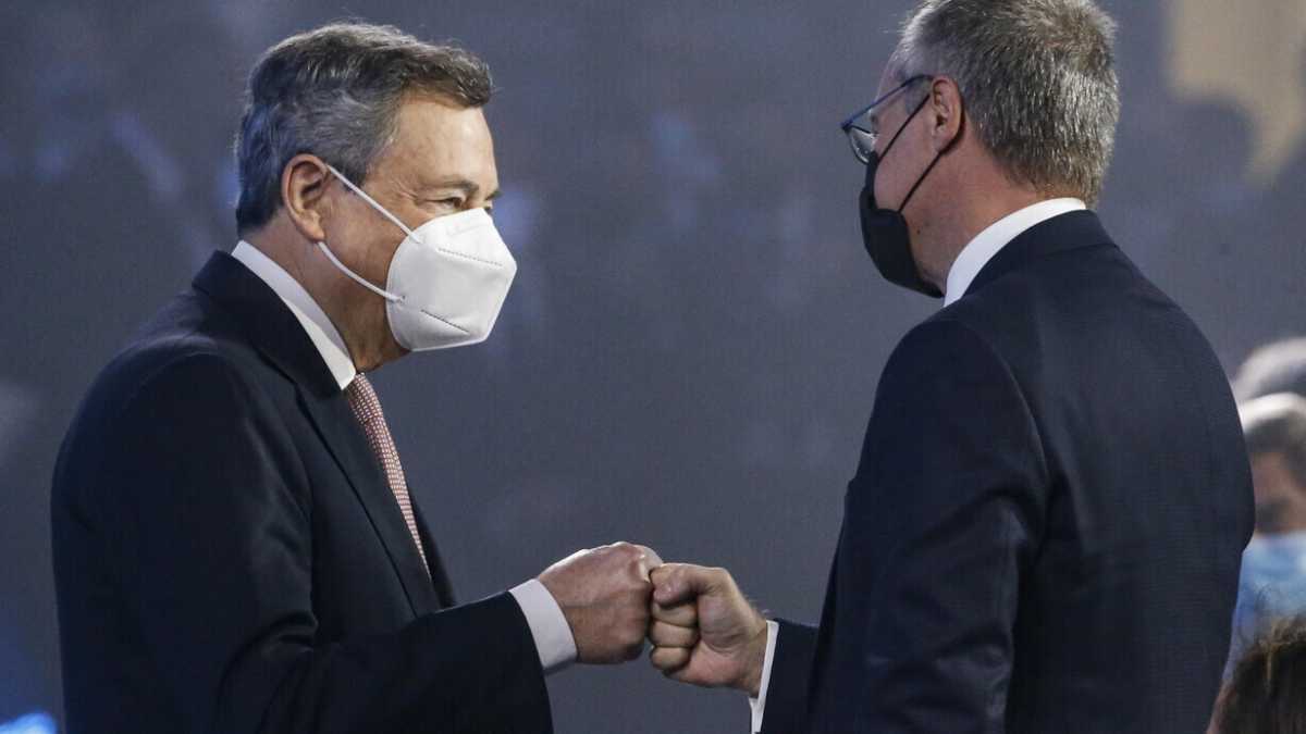Immagine di Bollette, il Cdm approva il decreto. Tre miliardi per contenere gli aumenti