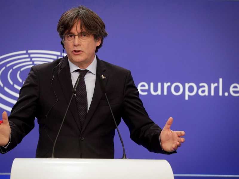 Puigdemont arrestato in Sardegna