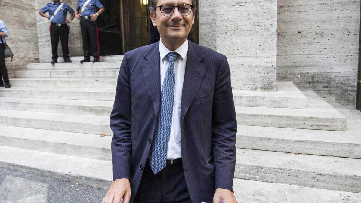 Immagine di Erano necessari gli arresti domiciliari di Enrico Laghi, ex commissario straordinario Ilva?