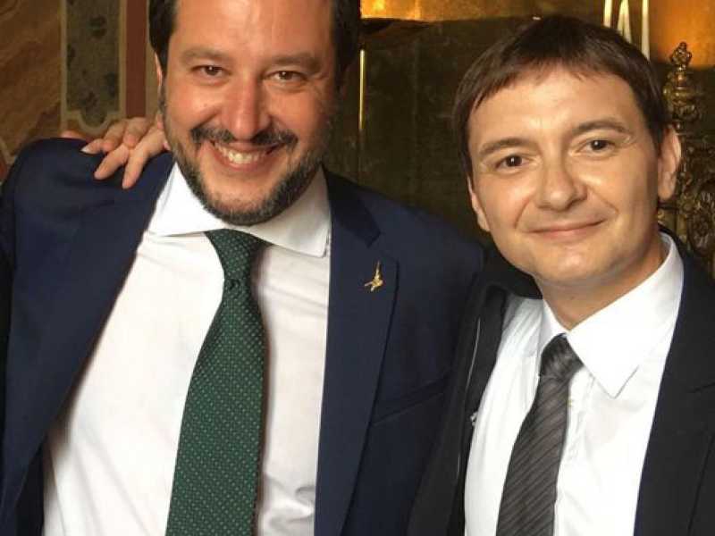 Luca Morisi indagato per spaccio di droga: "Chiedo scusa a tutti". Salvini: "Conta su di me"