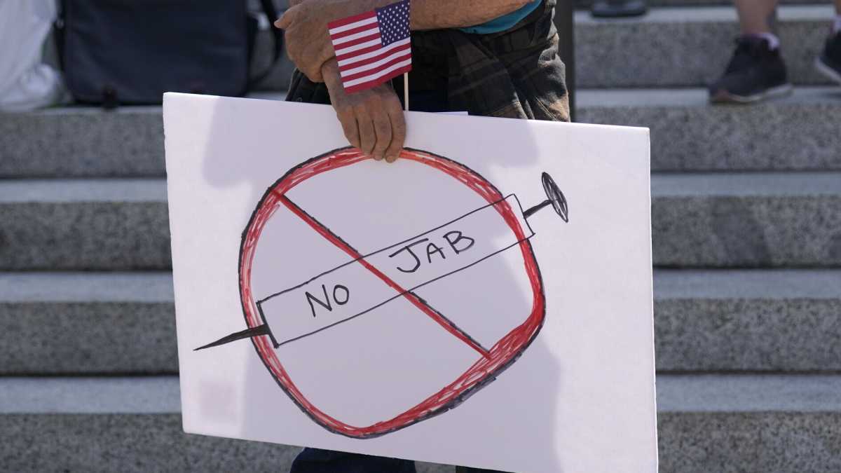 Immagine di Se i “buoni” cambiano faccia e deridono i No vax intubati. Accade su Reddit