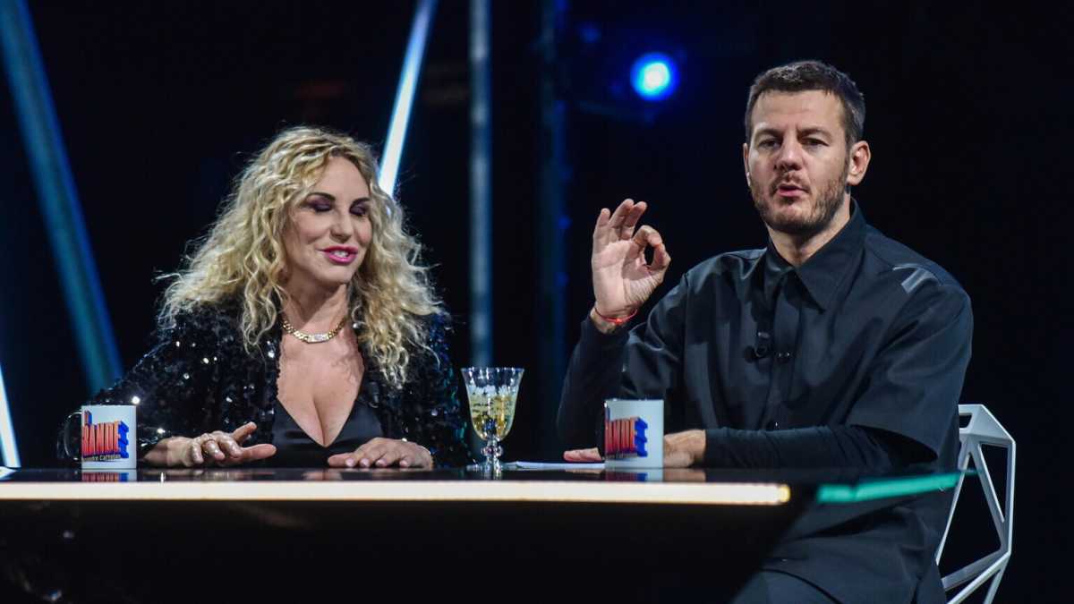 Immagine di Perché Alessandro Cattelan sulla Rai funziona meno di Lundini