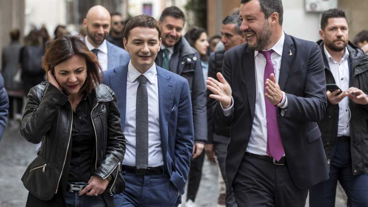 Immagine di Il caso Morisi manda Salvini nel pallone