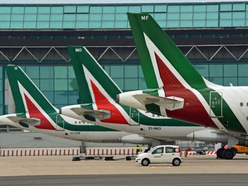 Mentre Alitalia e Ita litigano sul logo, all’orizzonte si intravede l’opzione Lufthansa