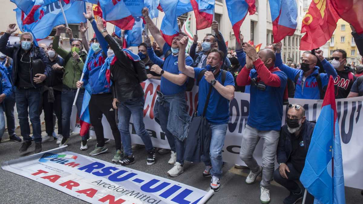 Immagine di Da Trani a Taranto. Cosa vuol dire spostare un sistema marcio da una procura all’altra