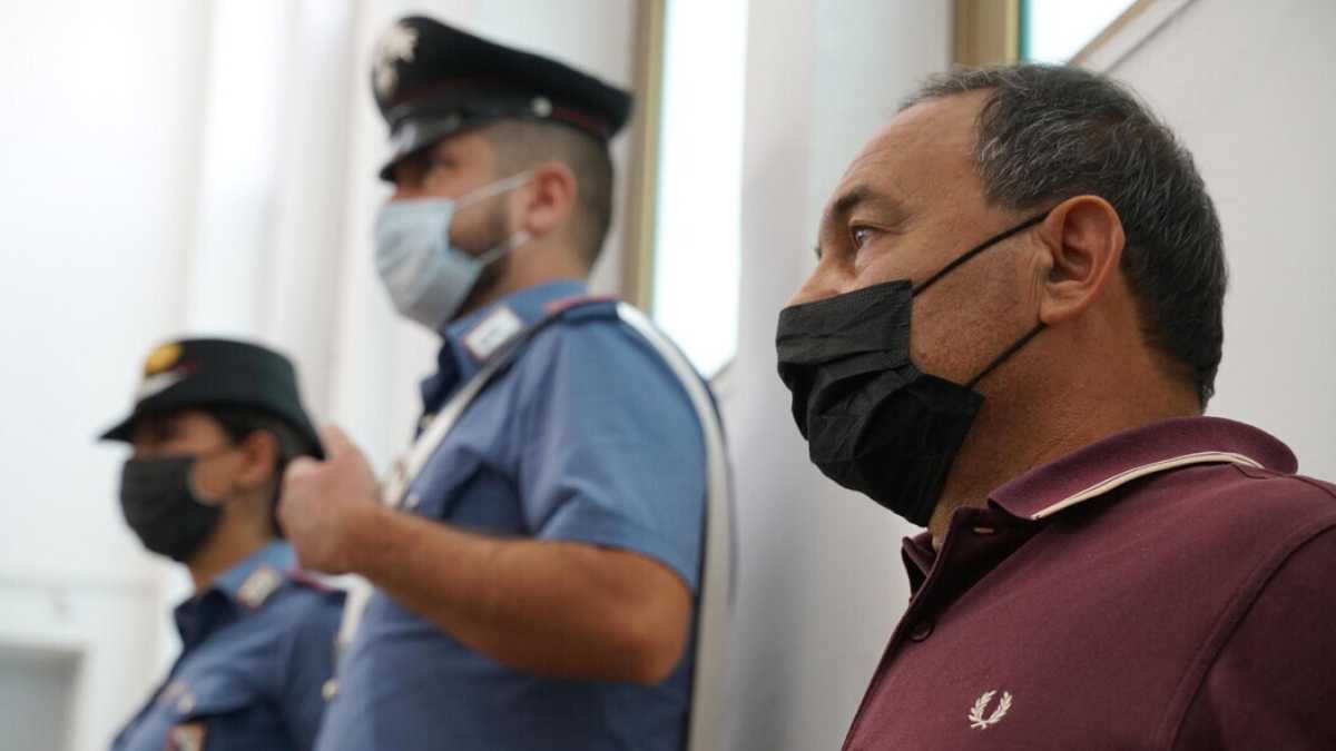 Immagine di Le reazioni politiche alla condanna di Mimmo Lucano