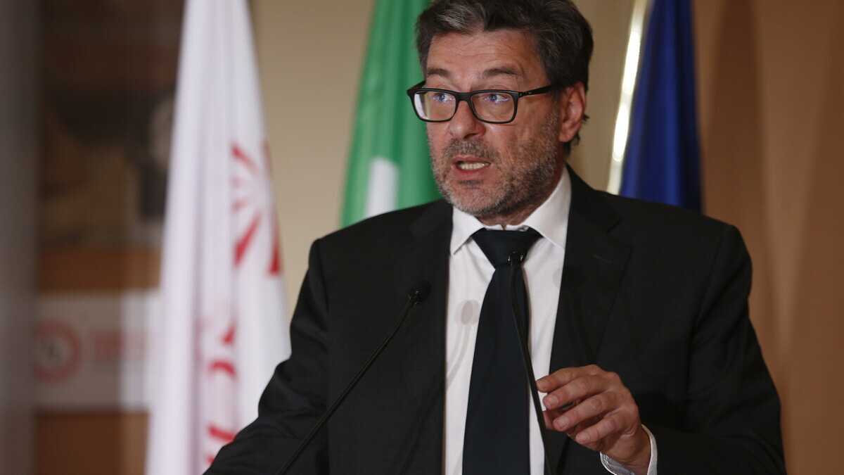 Immagine di Il "gioco" di Giorgetti. "Deve essere la Lega ad avvicinarsi a me e a Draghi"