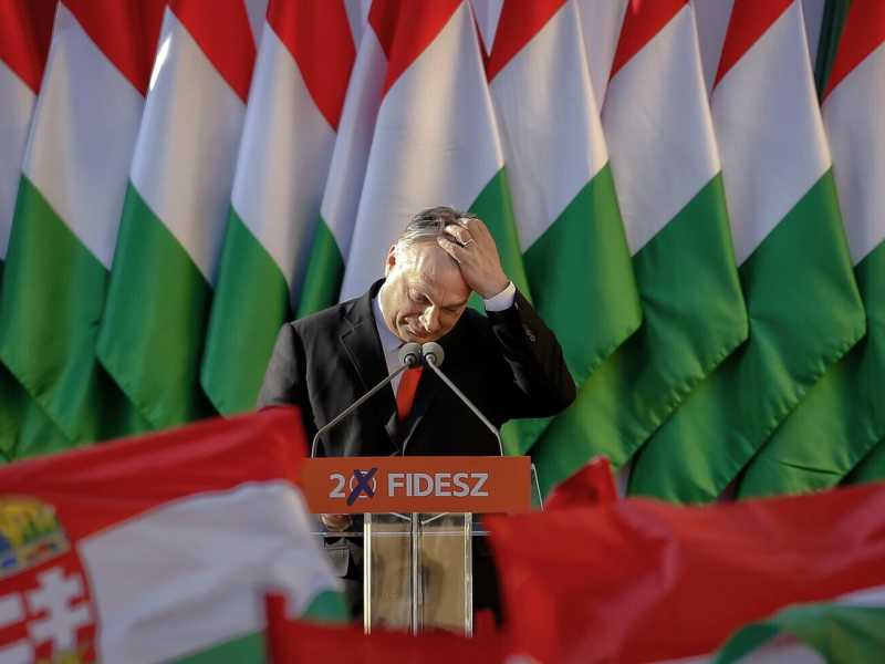 Lo stallo tra la Commissione e Orbán, che sente aria di elezioni