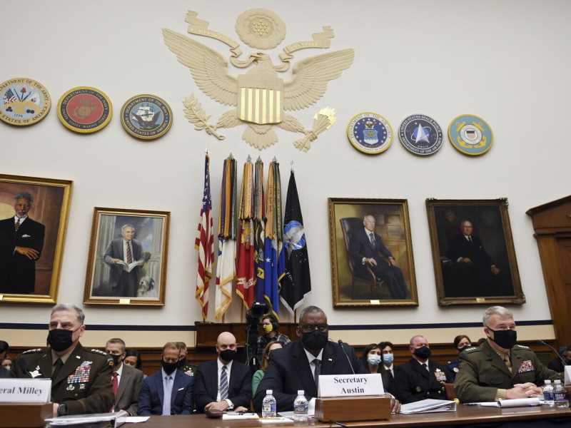 Tutto ciò che perdoniamo a Biden sull'Afghanistan (e non avremmo perdonato a Trump)