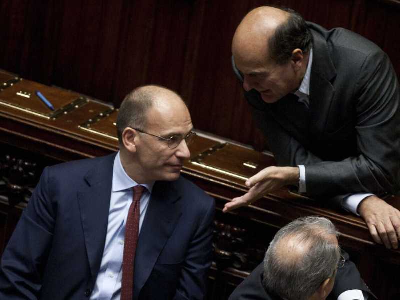 Enrico Letta e Pierluigi Bersani nel 2013 (Foto Mauro Scrobogna / LaPresse)
