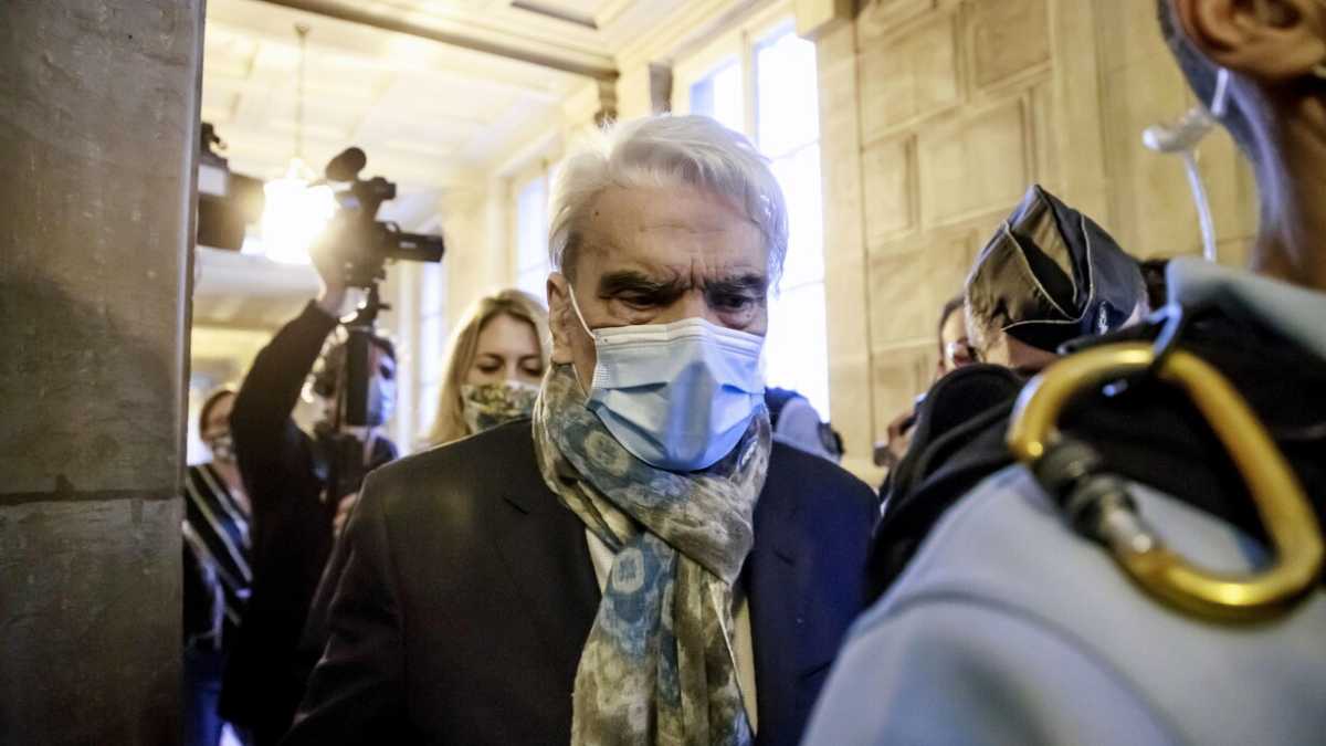 Immagine di In Francia muore a 78 anni Bernard Tapie, ex ministro e magnate corsaro dello sport