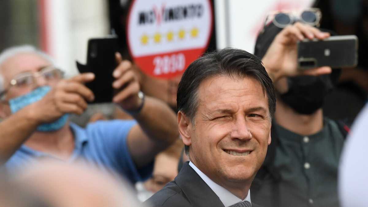 Immagine di L'effetto Conte che non c'è. Il tracollo del M5s in numeri e percentuali