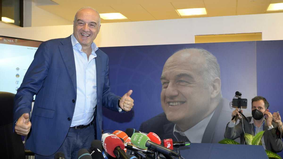 Immagine di Michetti festeggia una vittoria di Pirro. E già pensa a includere Calenda