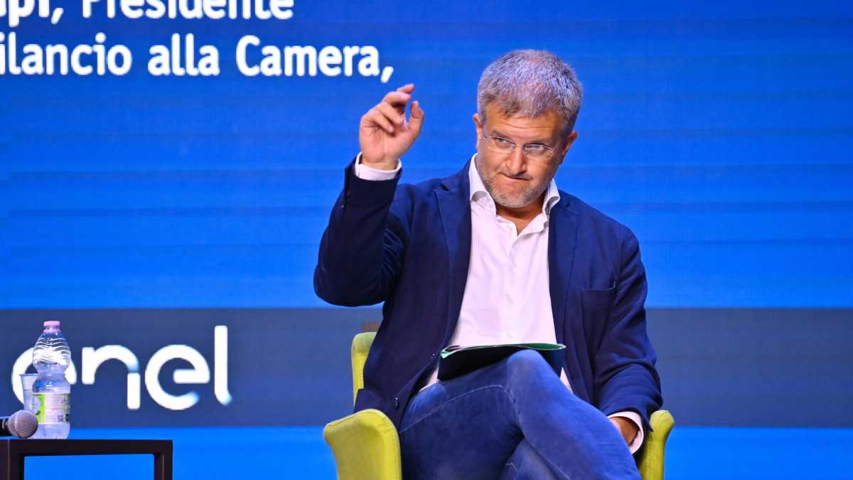 Immagine di Fidanza e Lavarini indagati dopo l'inchiesta di Fanpage
