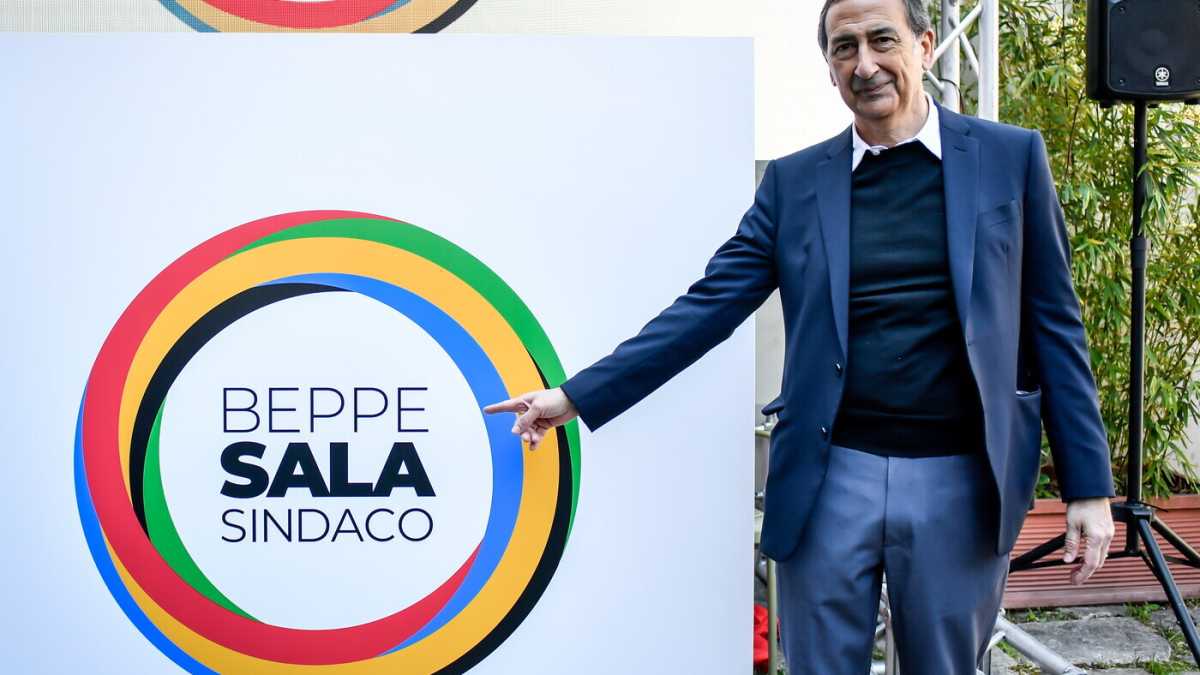 Immagine di Beppe Secondo, politico più che re, guarda molto lontano