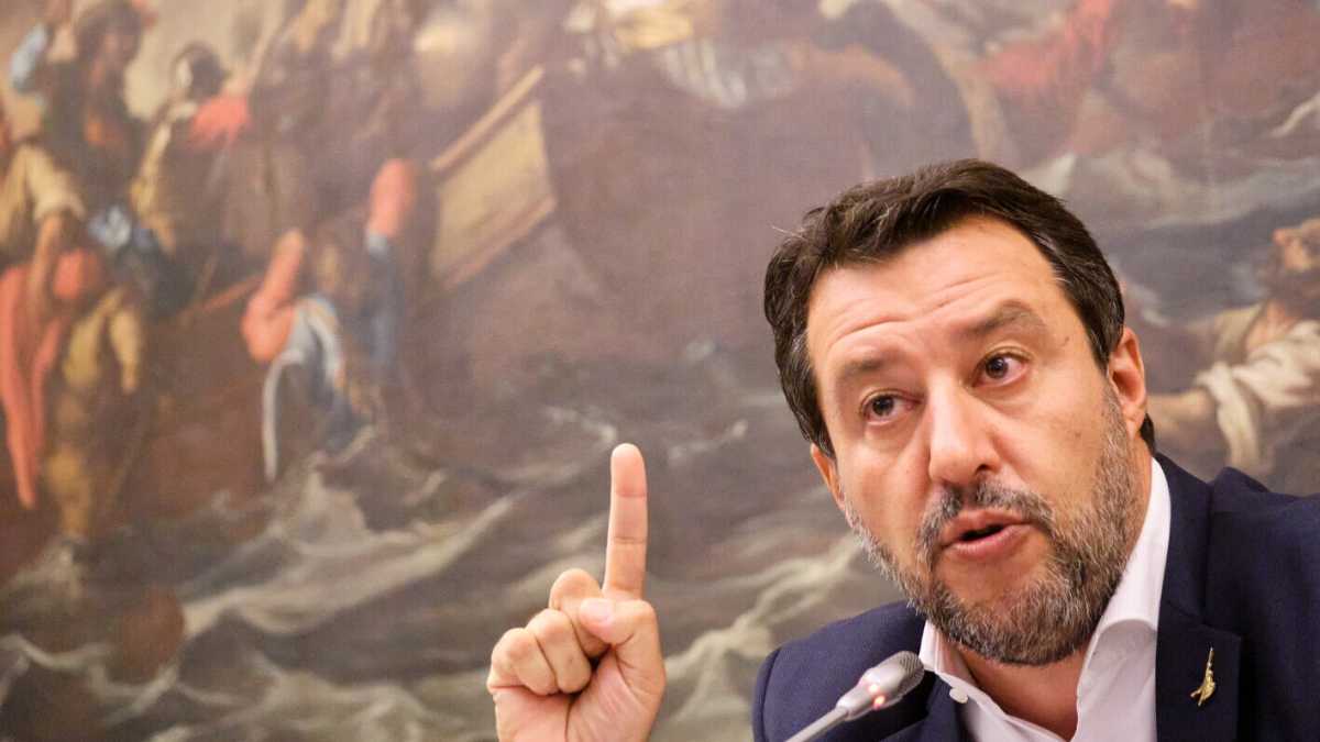 Immagine di Salvini incontra Draghi e torna draghiano