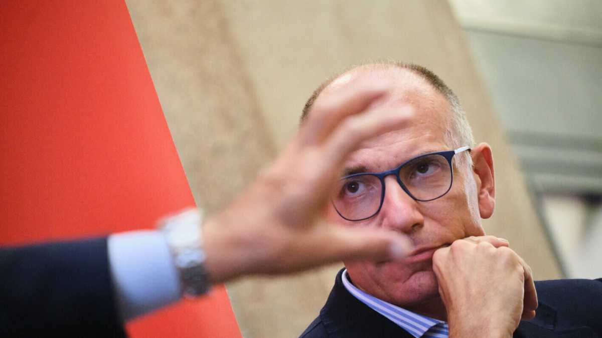 Immagine di Il conciliatore Letta, che chiede al Pd: "Non facciamo i fighetti"