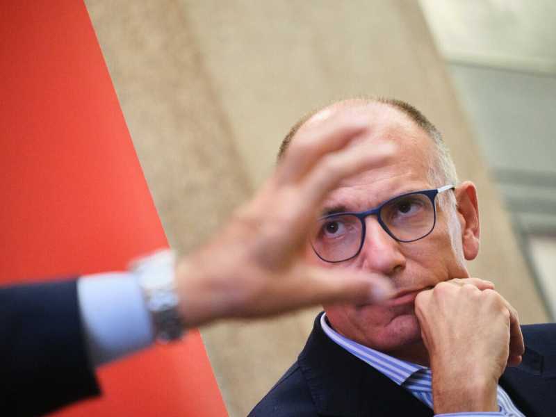 Il conciliatore Letta, che chiede al Pd: "Non facciamo i fighetti"