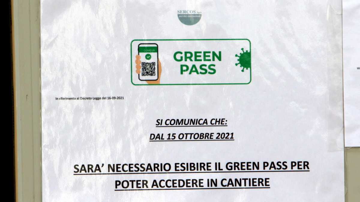 Immagine di Lavoro e green pass, che succede? Undici domande (e risposte)
