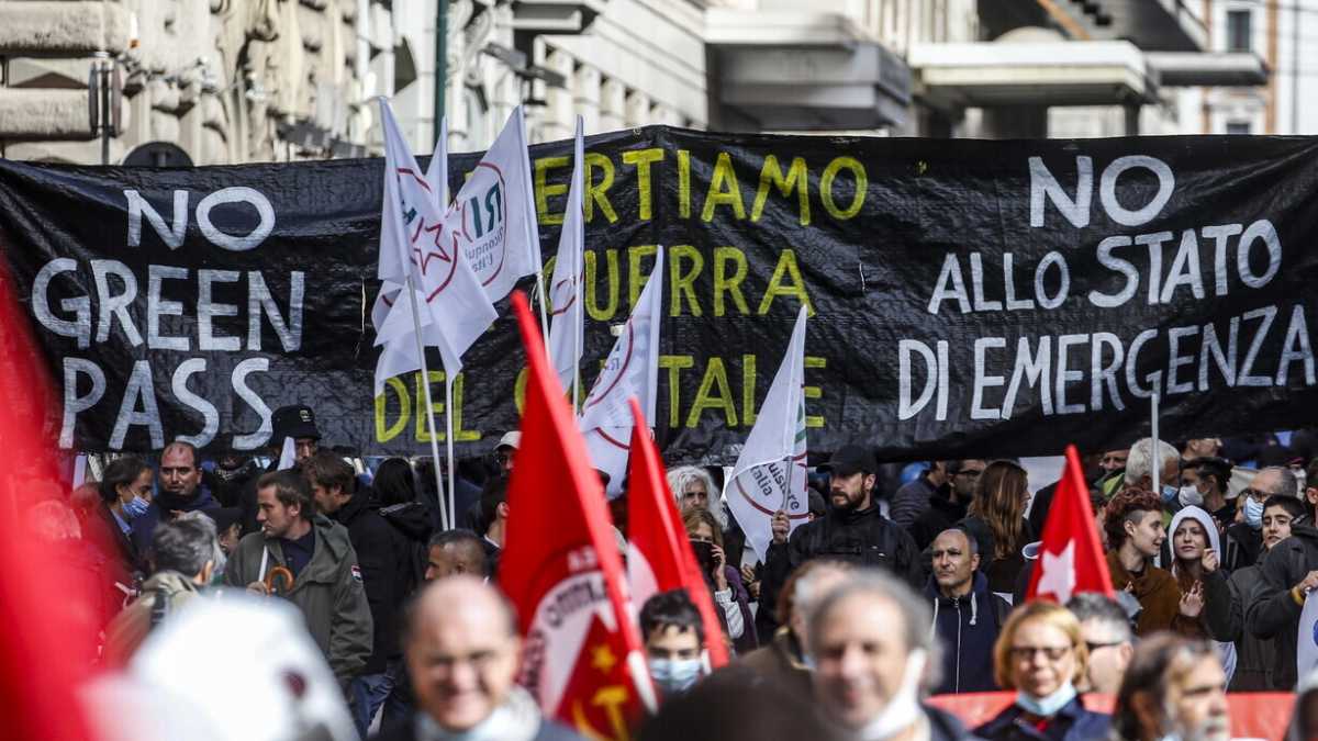 Immagine di La vera marcia per difendere le nostre libertà oggi passa dall’anti complottismo