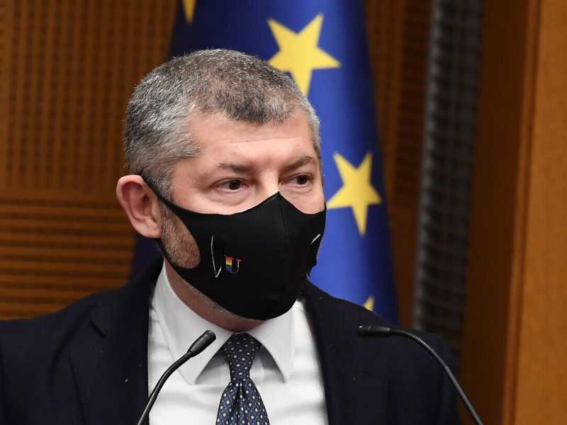 Il sottosegretario all'Interno Ivan Scalfarotto (foto Ansa)
