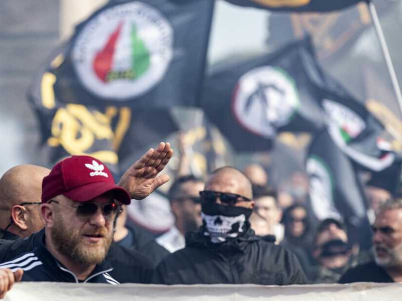 Una manifestazione di Forza nuova a Roma a maggio 2021 (Ansa) 