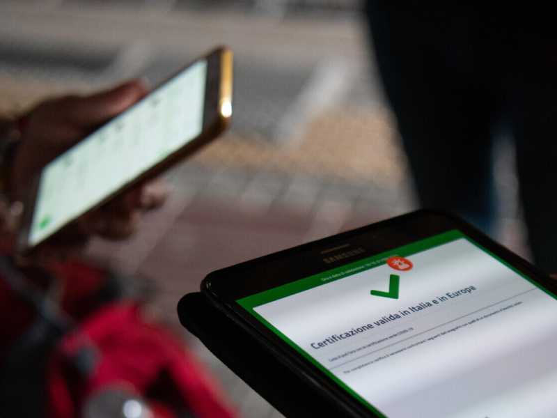 Sul green pass si misura l'efficacia del governo