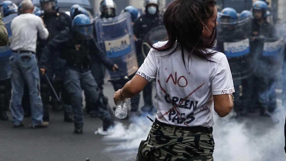 Green pass e pacificazione. C’è un modo per farli coesistere
