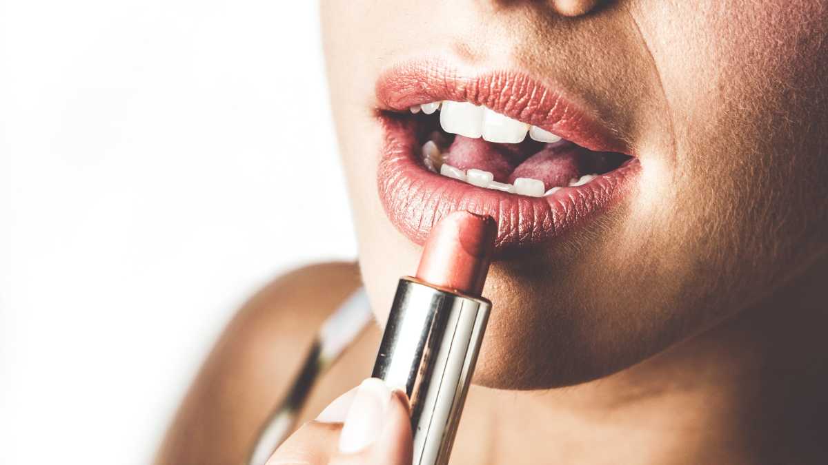 Immagine di Con il rossetto in Borsa. Arriva il big della Lipstick valley