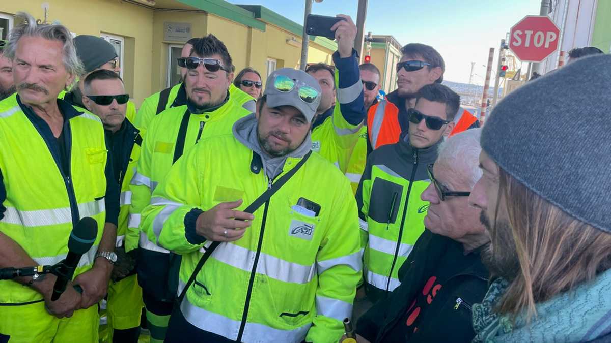 Immagine di Il portavoce dei portuali di Trieste si è dimesso
