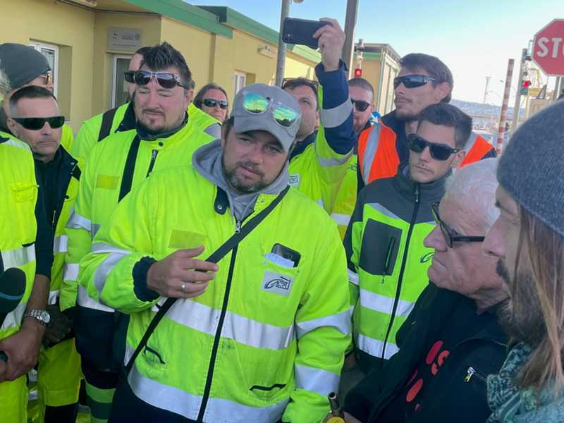Il portavoce dei portuali di Trieste si è dimesso