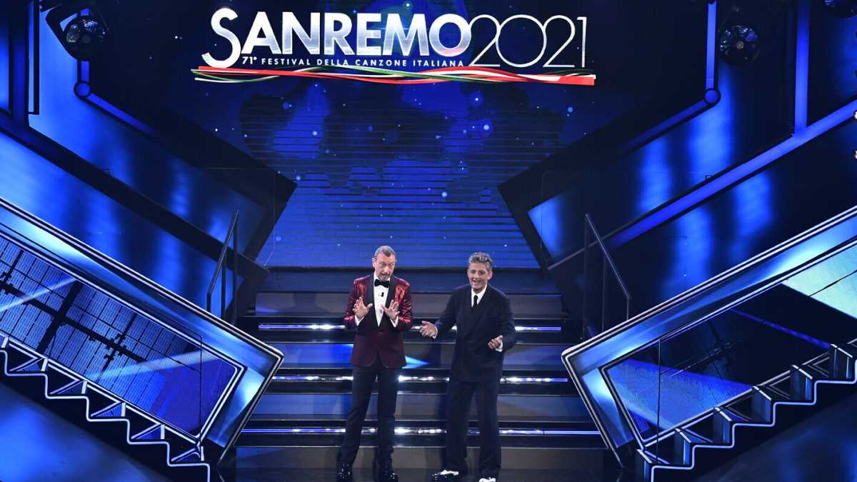 Immagine di Sanremo, da vetrina della musica italiana a vetrina di Amazon e Netflix