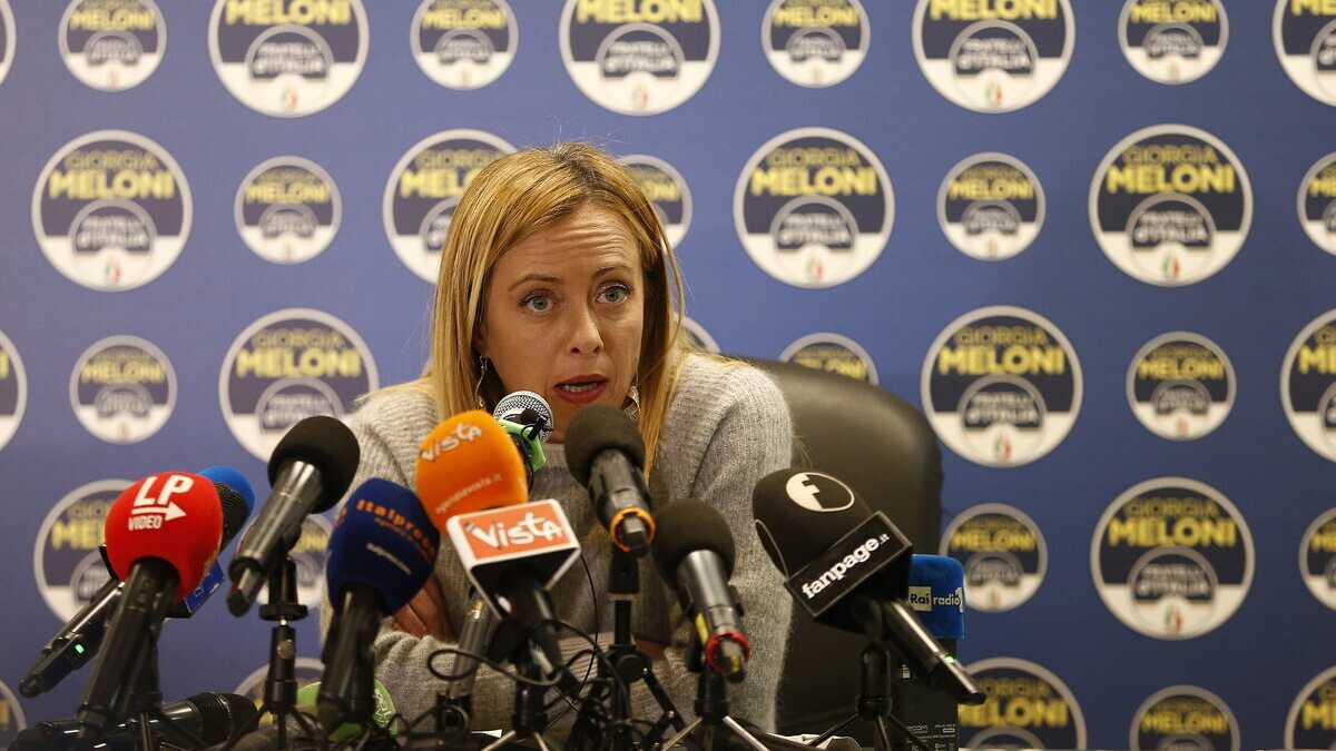 Immagine di Salvini e Meloni perdono e danno la colpa al "clima". Viaggio nel comitato sottosuolo