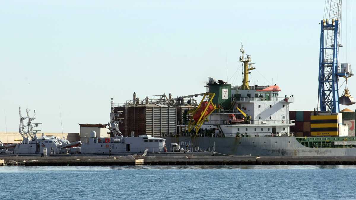 Immagine di Il modello Bari, antitesi di Trieste. Il porto dove tutti si vaccinano