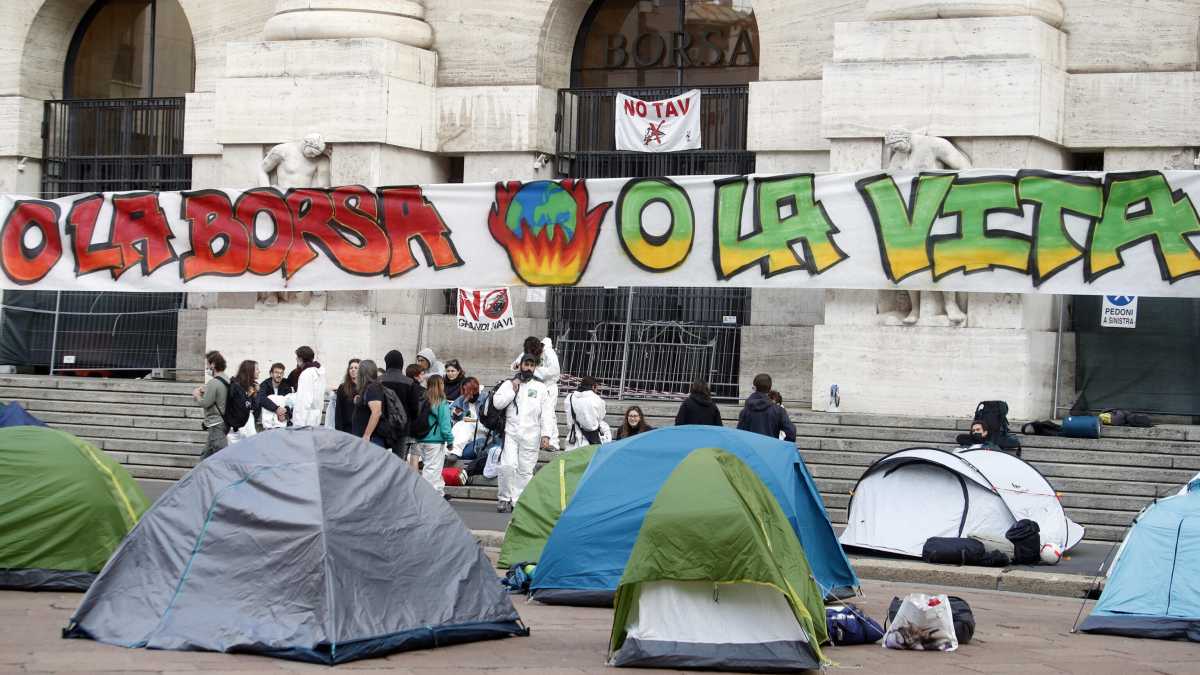 Immagine di Il mercato a due velocità e la Borsa si inventa la super league