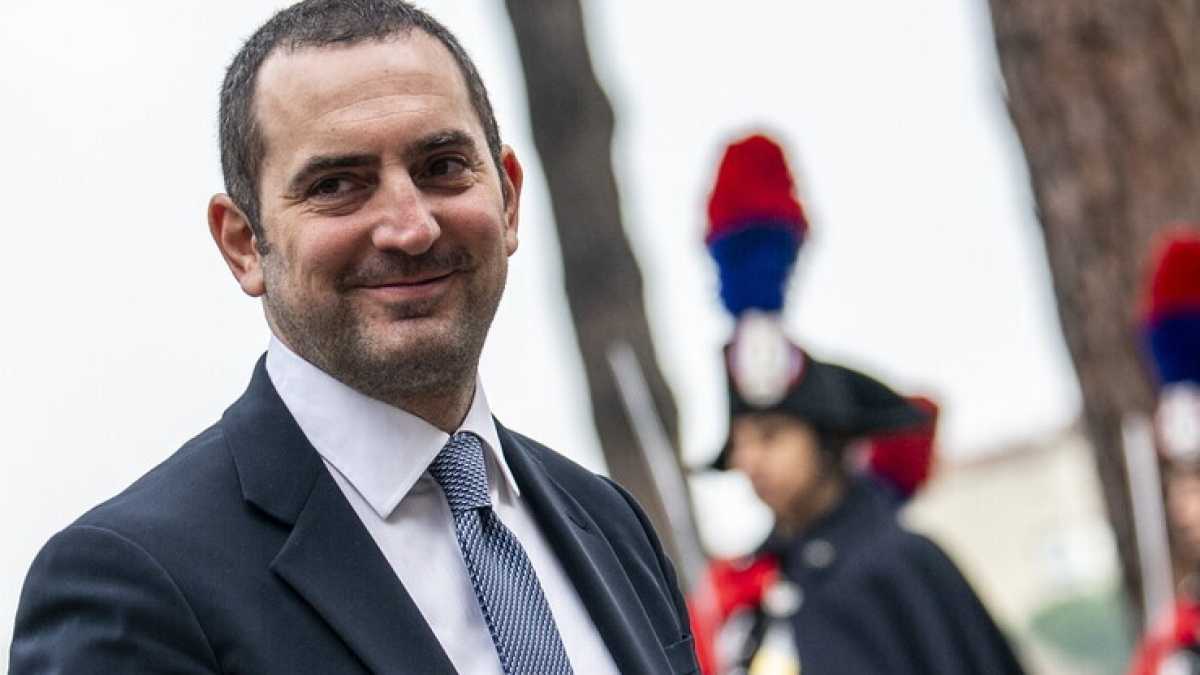 Immagine di "Nel M5s abbiamo un leader ma non un partito. Conte non pensi alla sua corrente". Parla Spadafora
