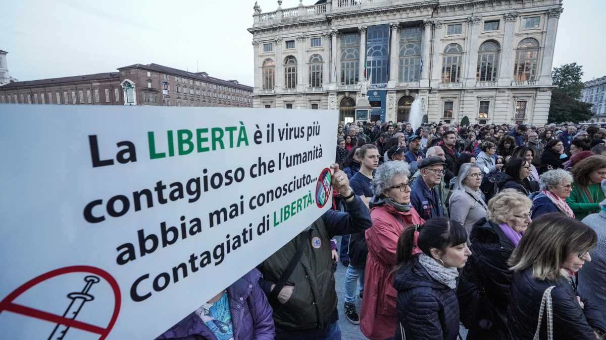 Immagine di Telegram è diventato l'ufficio di collocamento dei no pass