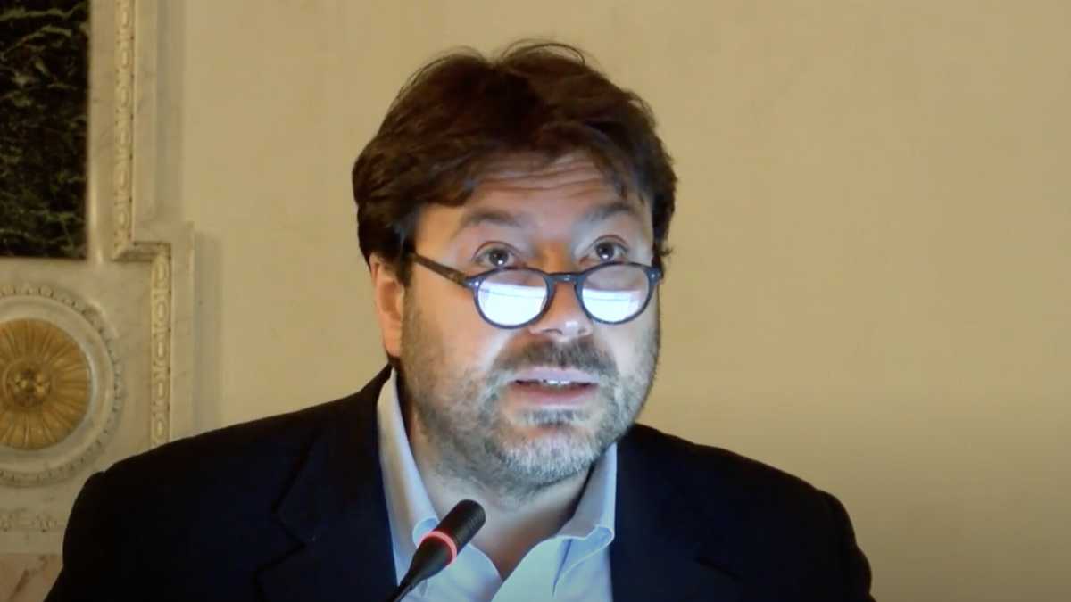 Immagine di Tomaso Montanari contro le chiese a noleggio