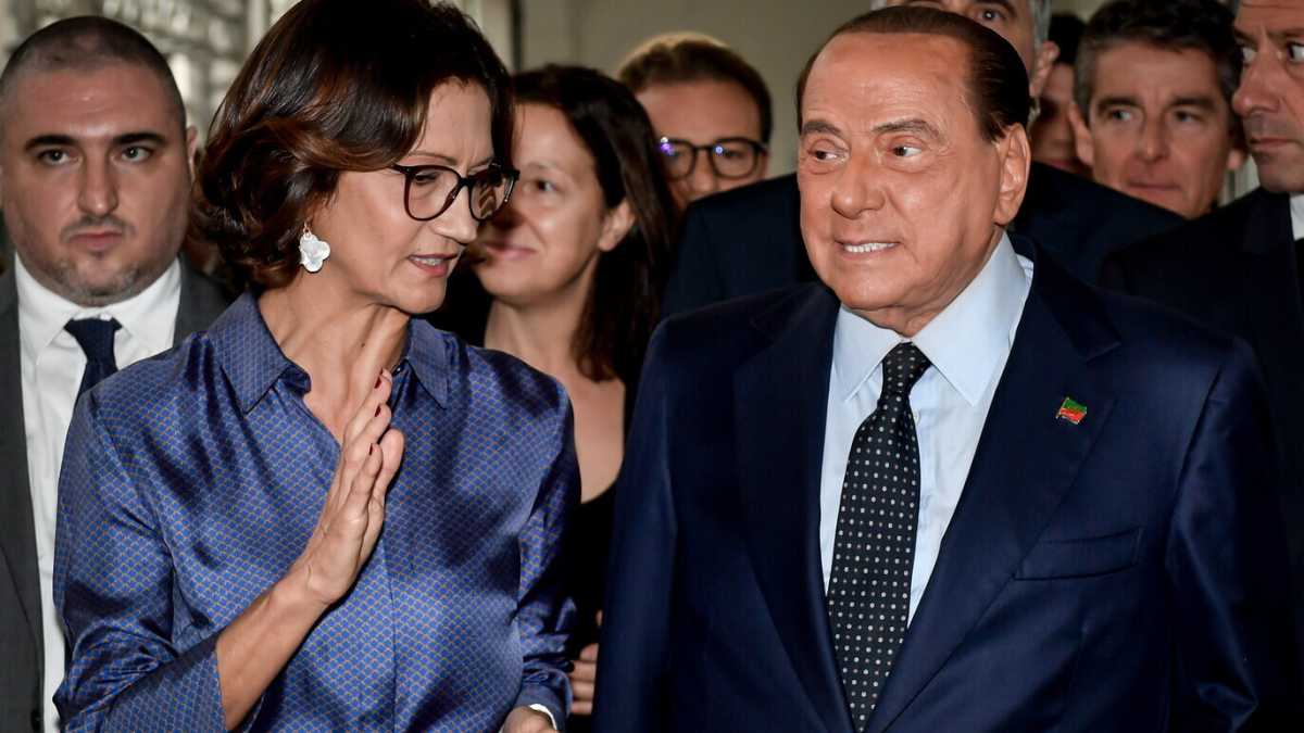 Immagine di Ma che gli è preso al Cav. con la Gelmini?