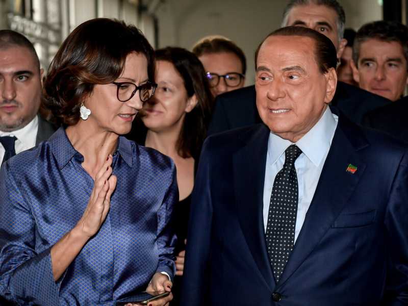 Silvio Berlusconi e Mariastella Gelmini (LaPresse) 
