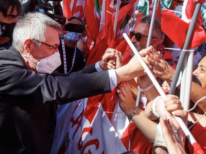 Salvini, Landini e quella strategia della pensione nociva per giovani e donne