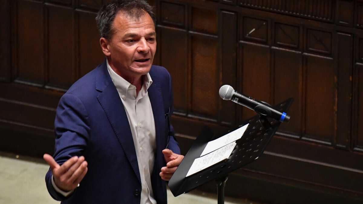 Immagine di "Sul ddl Zan il Pd faciliti la massima convergenza possibile", dice Fassina (LeU)