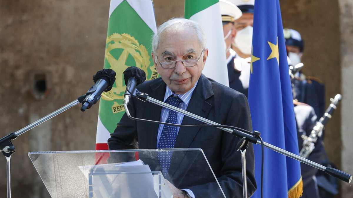 Immagine di Quirinale, con i partiti impazziti c'è l'ipotesi Amato. Anche solo per due anni