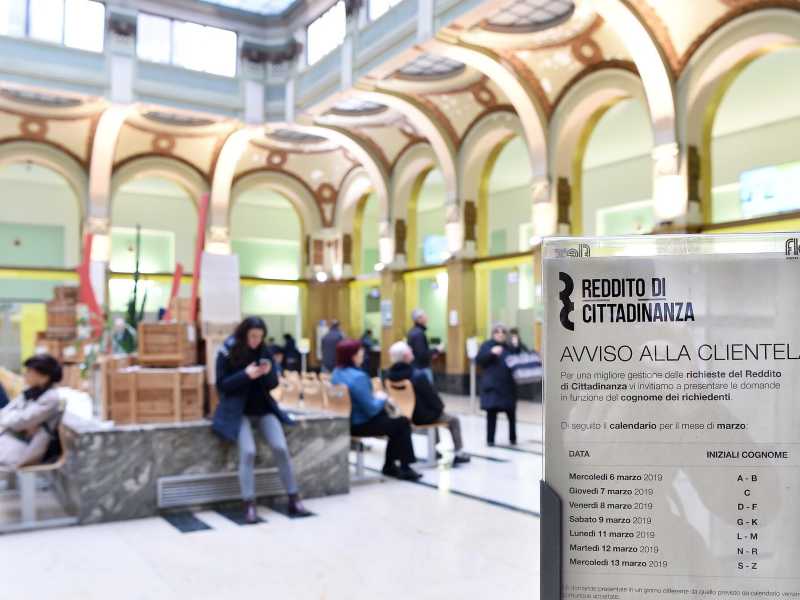 Cambiare il Reddito di cittadinanza per premiare il lavoro