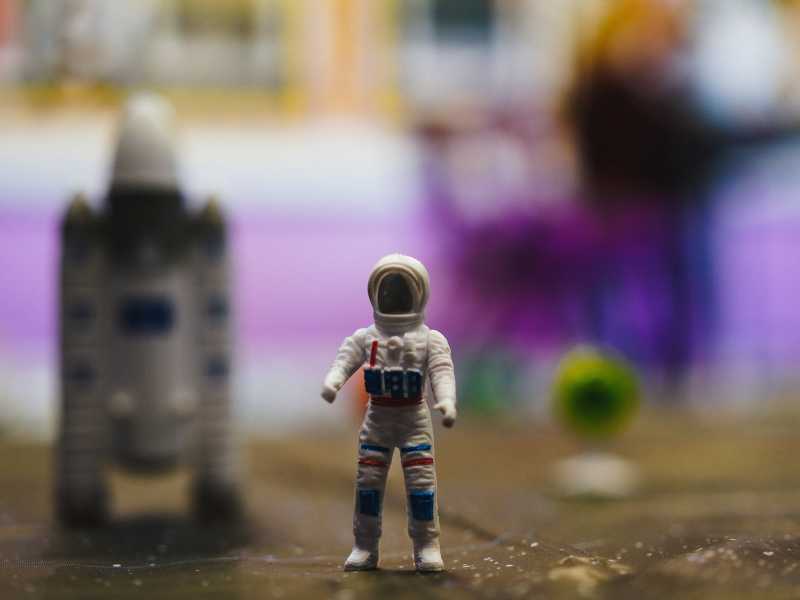 Foto di Phil Hearing via Unsplash <br />
