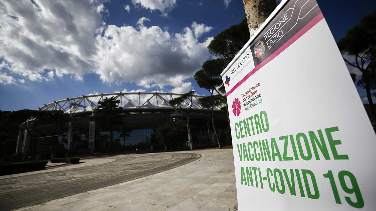 Immagine di Rt e contagi in aumento. Tutte le regioni a rischio moderato