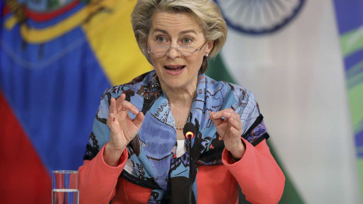 Immagine di Ursula von der Leyen ha preso l’aereo