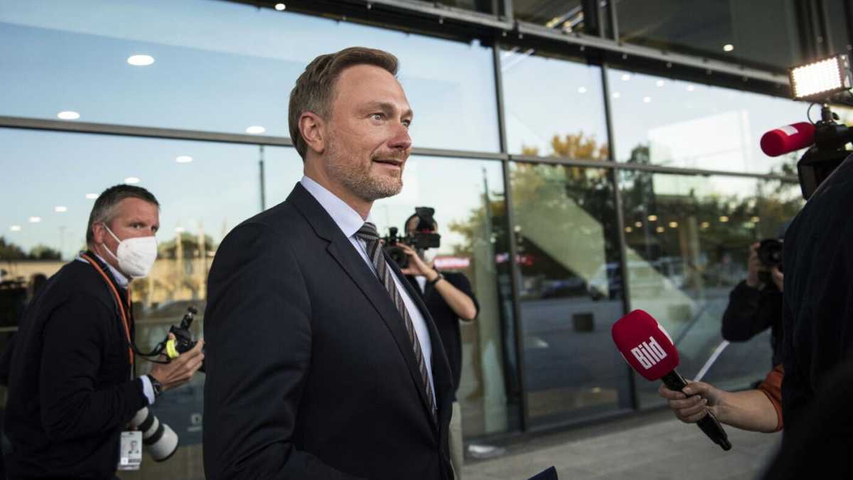 Immagine di Che c’azzecca il liberale Lindner alle Finanze forgiate da Scholz